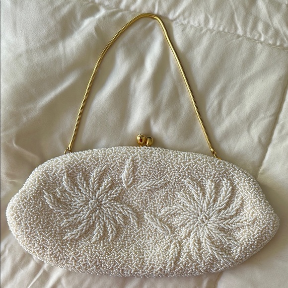 NWOT Elegant Cream Beaded Clutch - Picture 1 of 6